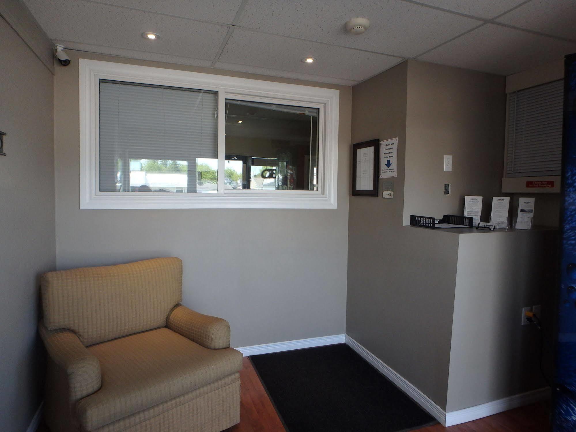 Wheel Inn Motel New Liskeard Bagian luar foto