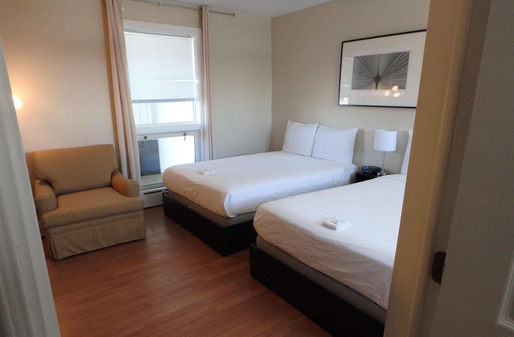 Wheel Inn Motel New Liskeard Bagian luar foto